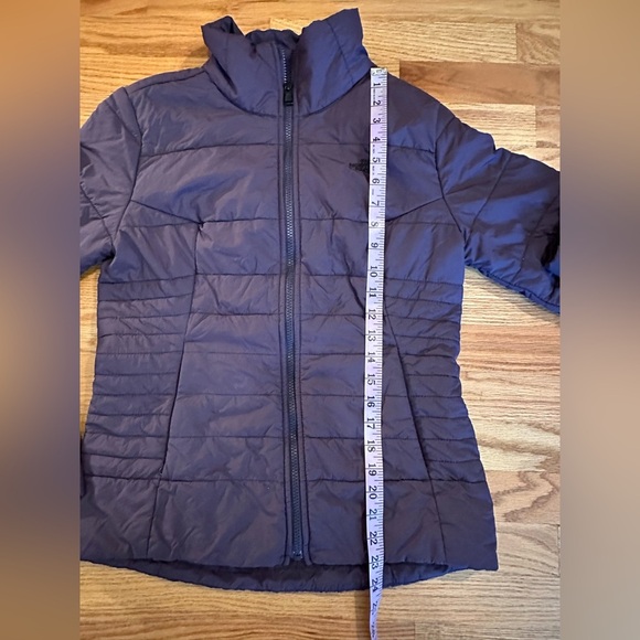 North Face Women’s Harway Puprle Quilted Jacket - Picture 4 of 9